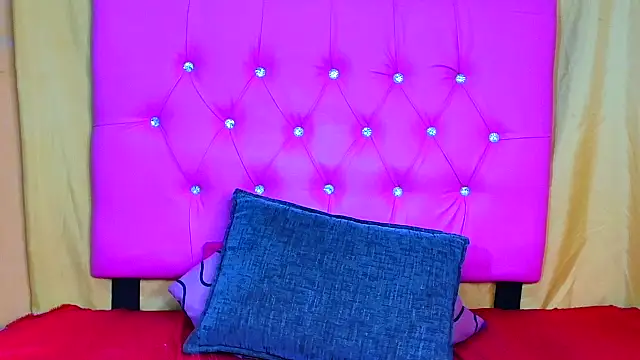 Snapshot of Prettybrowngirl chatting on November 20, 2025, 10:53 pm Prettybrowngirl online show from November 20, 2025, 10:53 pm