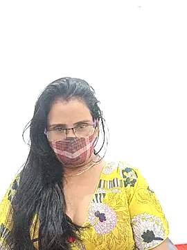 sanjana077 online show from April 12, 2026, 10:09 am