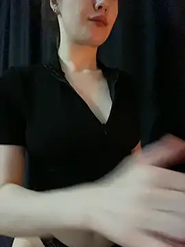 shrie beverly00 online show from December 3, 2025, 7:16 am