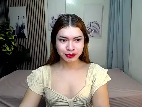 furry puss online show from December 3, 2025, 11:14 pm