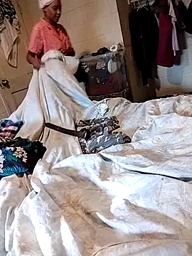 SITHANDRAH online show from December 14, 2025, 7:29 pm