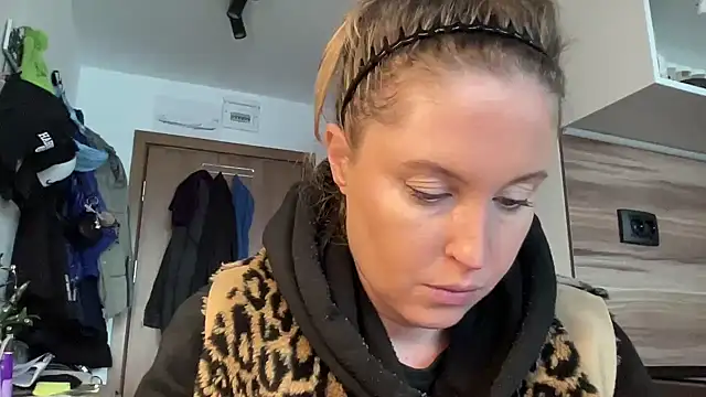 Ameli8 online show from February 8, 2026, 12:52 pm