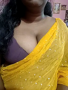 Keerthee  online show from November 13, 2025, 8:24 am