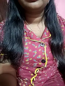 Keerthee  online show from November 30, 2025, 10:25 pm