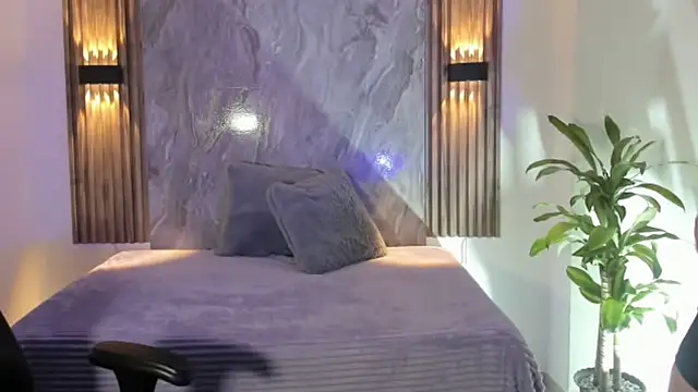 Kate owens2 online show from November 13, 2025, 7:13 pm