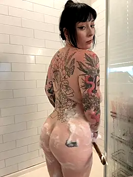 LoveDovexxx online show from November 24, 2025, 7:46 pm