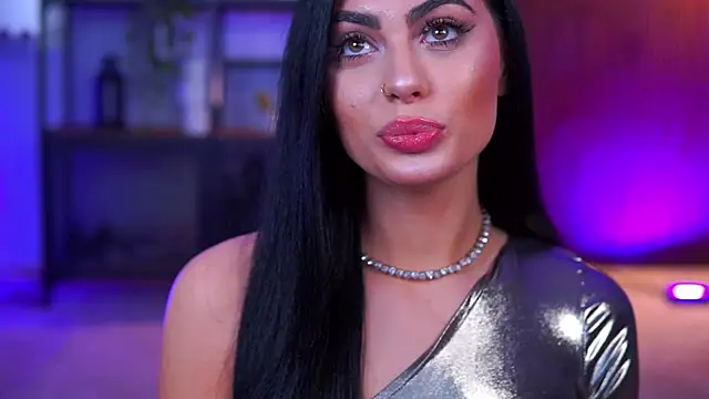 RavennaDArcy online show from January 11, 2026, 7:19 pm