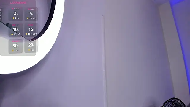 Nyra lux16 online show from November 8, 2025, 6:46 am