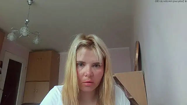 HornyElena online show from May 5, 2026, 10:23 am