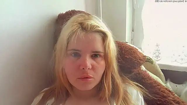HornyElena online show from May 13, 2026, 10:12 am