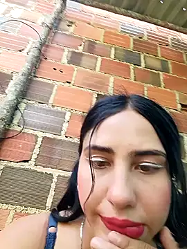 katalellahot03 online show from November 6, 2025, 2:18 pm