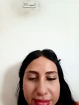 katalellahot03 online show from November 18, 2025, 5:28 pm