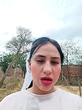 katalellahot03 online show from November 29, 2025, 6:33 pm