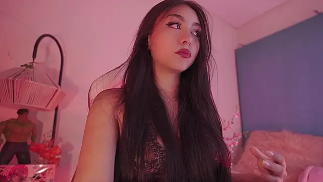 ivette k online show from November 21, 2025, 4:22 am