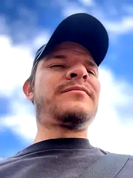 Snapshot of Nick_juniorrx chatting on November 25, 2025, 1:44 pm Nick juniorrx online show from November 25, 2025, 1:44 pm