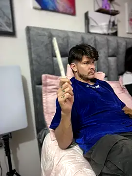 Snapshot of Nick_juniorrx chatting on December 5, 2025, 8:27 pm Nick juniorrx online show from December 5, 2025, 8:27 pm