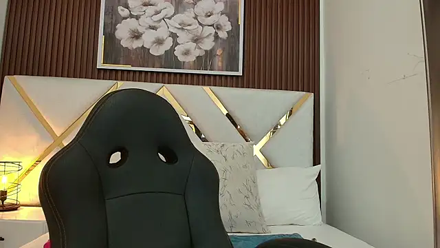  Aliya  online show from November 26, 2025, 2:51 pm