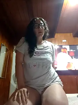  sweetdelight  online show from January 6, 2026, 2:59 am