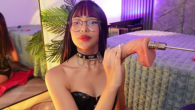  ViolletteNoir  online show from March 27, 2026, 8:41 pm