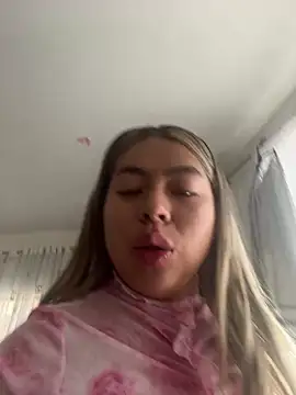 AriannaFox  online show from December 1, 2025, 1:38 pm