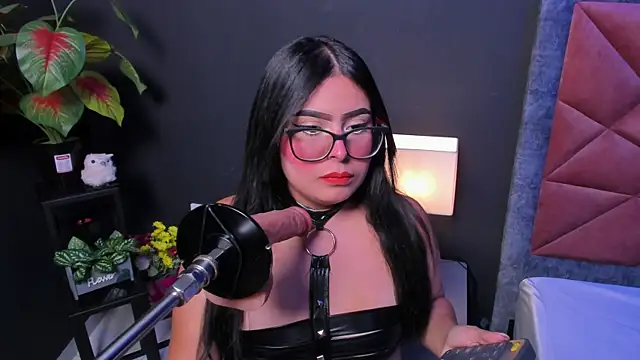 Amy whittee online show from March 19, 2026, 3:43 am