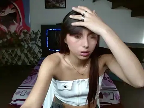 LuluKiss  online show from November 10, 2025, 6:18 pm