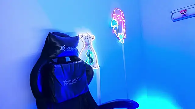 Quetzal coatl  online show from April 6, 2026, 11:16 pm