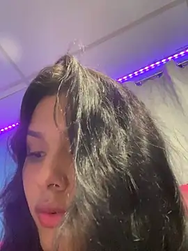 Snapshot of Chiquinquira3 chatting on November 22, 2025, 4:22 am Chiquinquira3 online show from November 22, 2025, 4:22 am