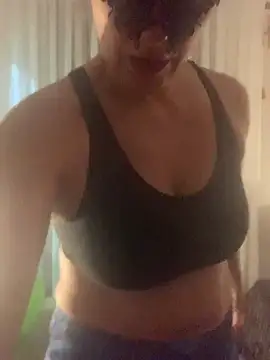 massagistahotbrunette online show from November 21, 2025, 7:23 pm