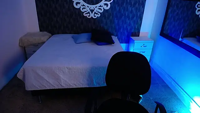 Dereck Jhonsonn online show from November 19, 2025, 7:14 pm