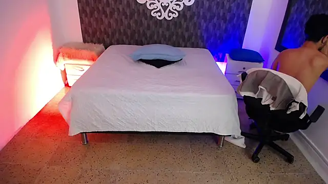 Dereck Jhonsonn online show from December 1, 2025, 7:52 pm