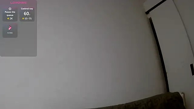 Snapshot of katherine-smill chatting on June 17, 2026, 9:56 am katherine-smill online show from June 17, 2026, 9:56 am