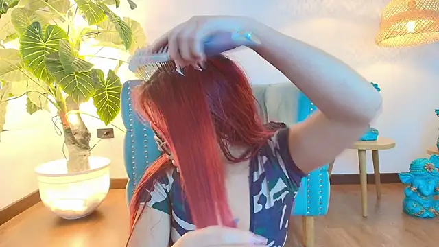 Chloejonson online show from November 10, 2025, 3:16 am