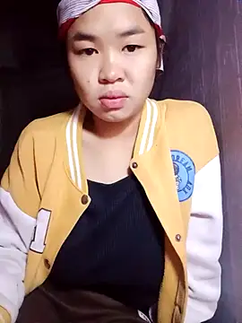 Mabel-122 online show from November 26, 2025, 12:33 am