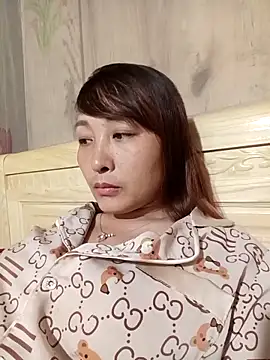 Missa-kute20 online show from April 18, 2026, 8:07 am