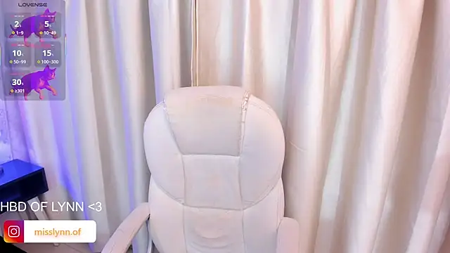 misslynnn  online show from December 5, 2025, 1:14 am