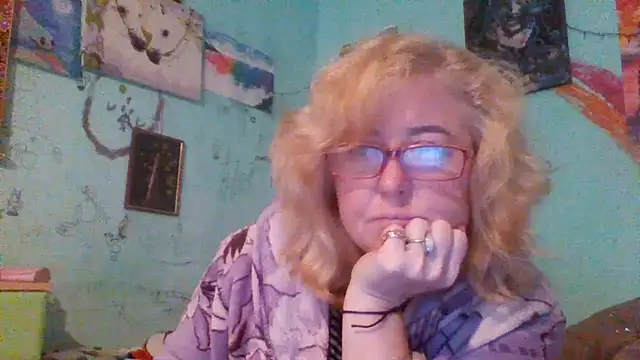 Tati 0808 online show from November 18, 2025, 6:29 am