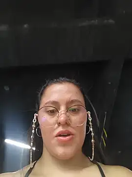 Snapshot of ALEJA__22 chatting on July 3, 2026, 1:39 pm ALEJA 22 online show from July 3, 2026, 1:39 pm