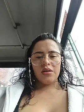 Snapshot of ALEJA__22 chatting on July 24, 2026, 1:31 pm ALEJA 22 online show from July 24, 2026, 1:31 pm