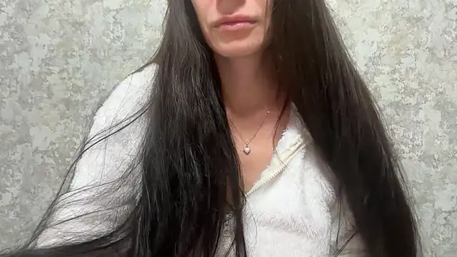 Angelinaa19 online show from April 15, 2026, 7:58 pm