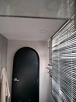 jov and thomas online show from November 19, 2025, 3:12 pm