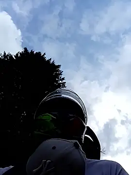 jov and thomas online show from December 4, 2025, 9:56 pm