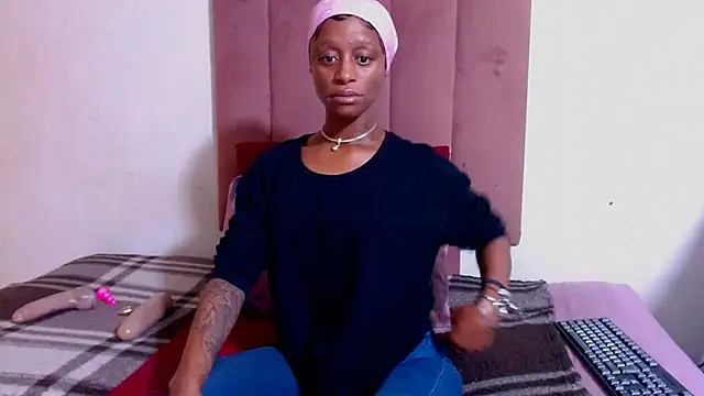 Nikistickyxx25 online show from April 13, 2026, 6:46 pm