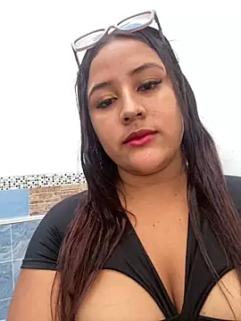 TifanyGrey online show from November 14, 2025, 6:28 pm