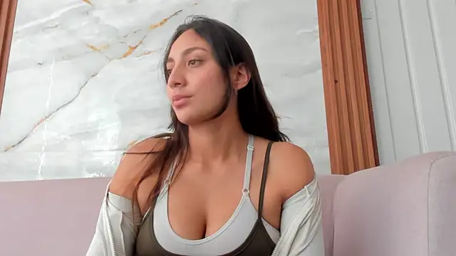 Snapshot of LilyGarcia chatting on June 8, 2026, 9:26 pm LilyGarcia online show from June 8, 2026, 9:26 pm