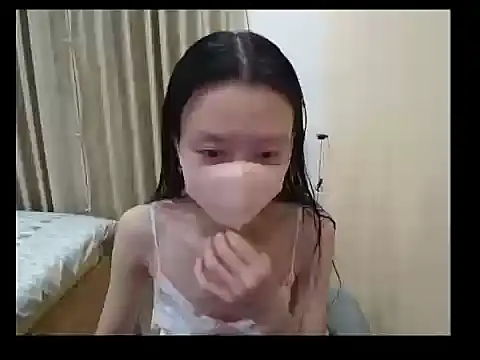 Snapshot of Lil-Cherries chatting on May 3, 2026, 4:13 pm Lil-Cherries online show from May 3, 2026, 4:13 pm