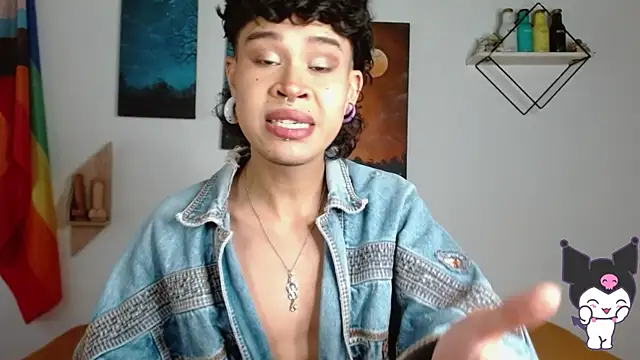 nicolai a online show from April 21, 2026, 4:56 pm