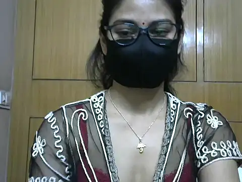 Fairy Pie online show from April 24, 2026, 9:39 pm