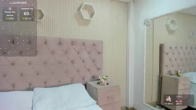 Snapshot of ZarinaWynne chatting on June 11, 2026, 1:31 pm ZarinaWynne online show from June 11, 2026, 1:31 pm