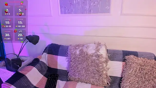 AliceMadnes online show from April 19, 2026, 6:10 pm